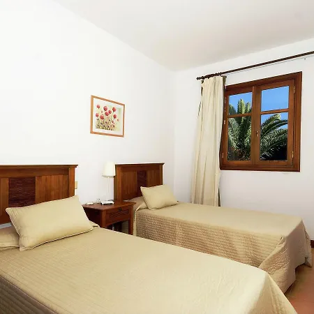 Residencial Los Claveles - Cristina Willa Playa Blanca (Lanzarote)